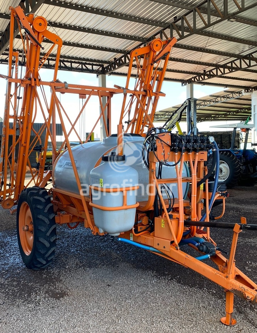 Pulverizador de Arrasto Jacto Columbia AD 18 Ano 2005 | agrofinder