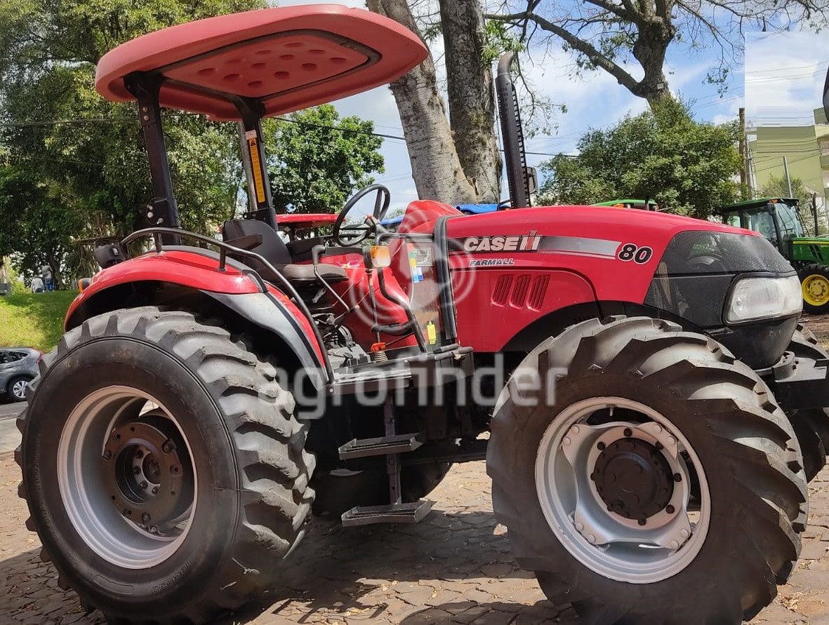 Trator Case Farmall 80 ano 2017 | agrofinder