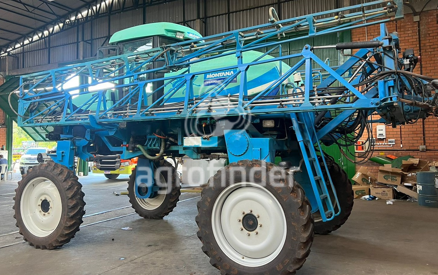 Pulverizador Autopropelido Montana Boxer 2000 ano 2007 | agrofinder