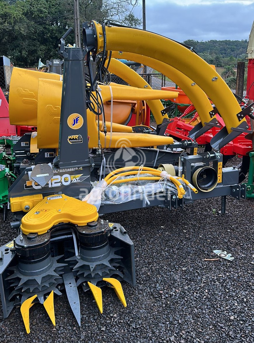 Ensiladeira JF C -120 AT S5 Ano 2023 | agrofinder